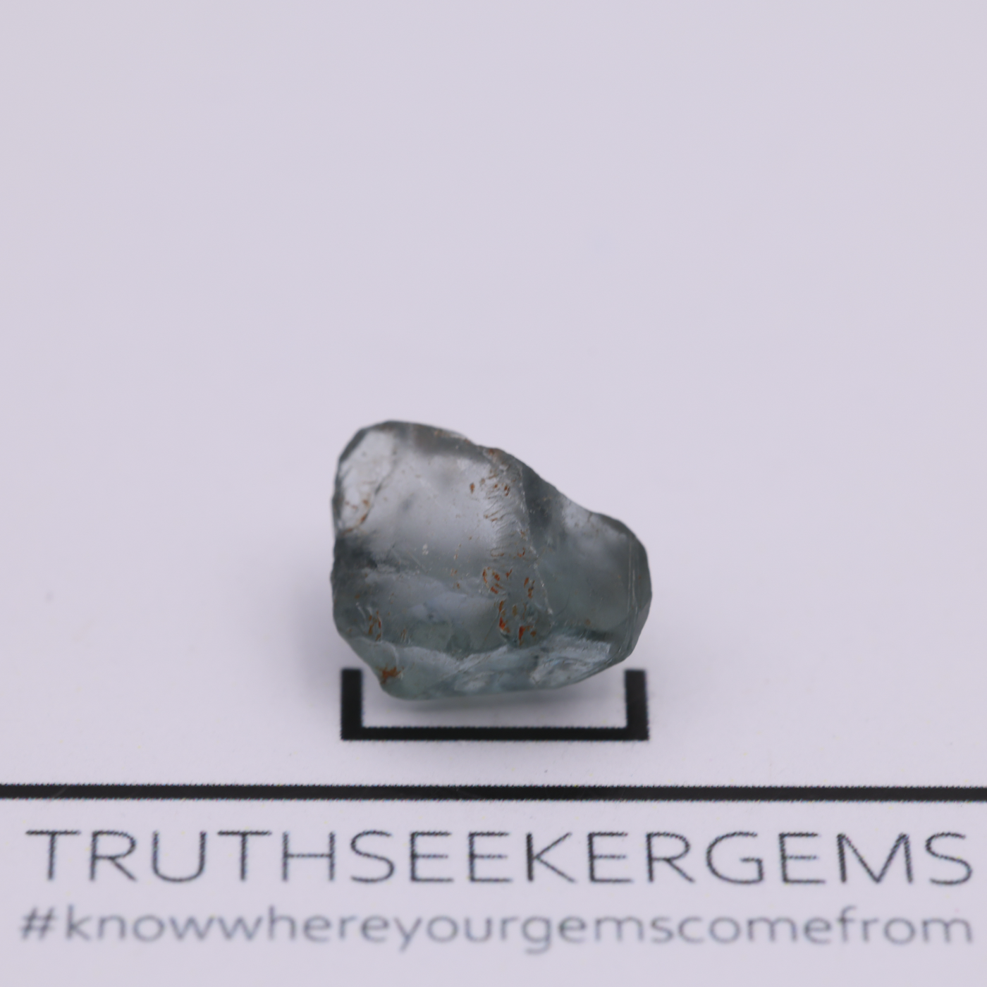 Spinel 0.95 g