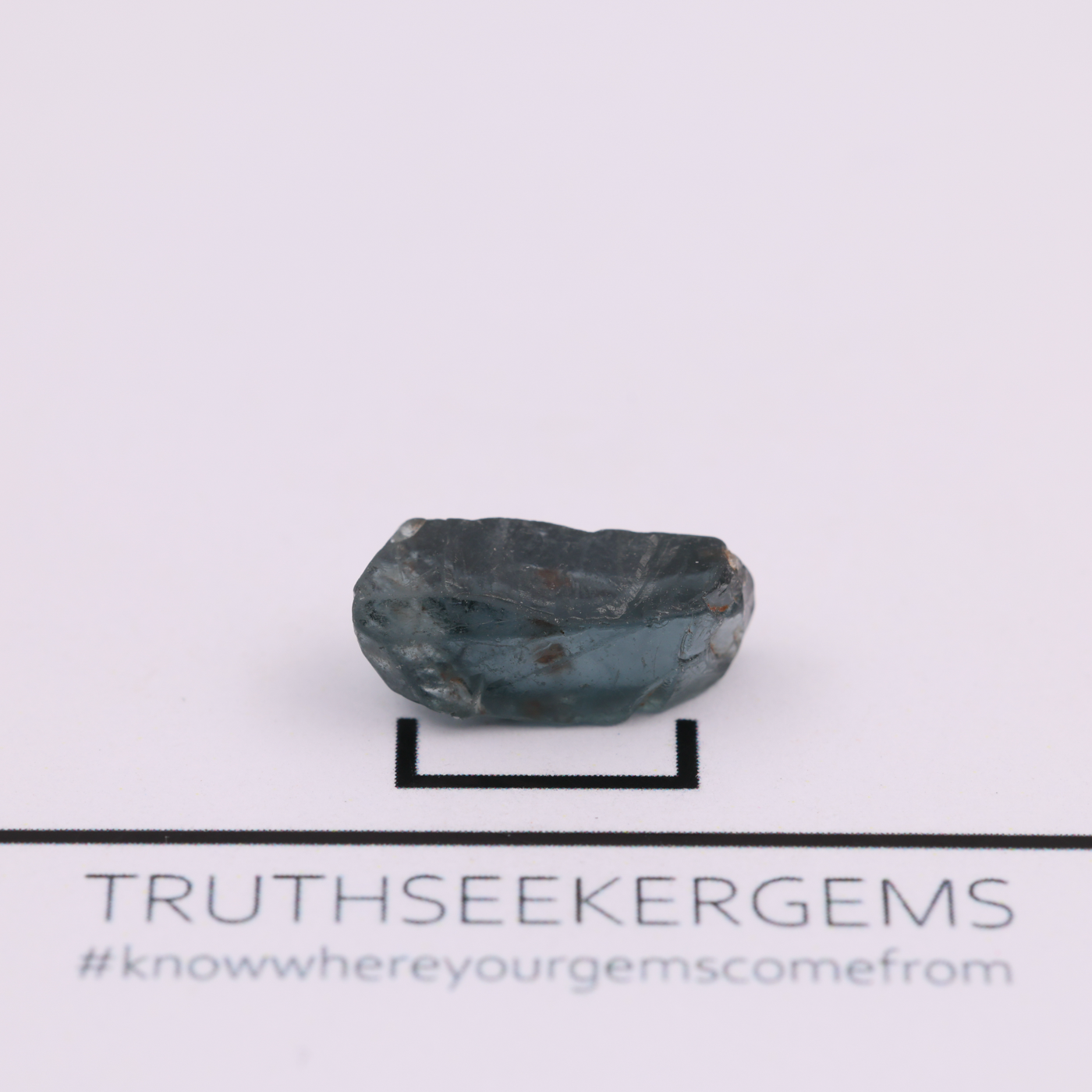 Spinel 0.84 g