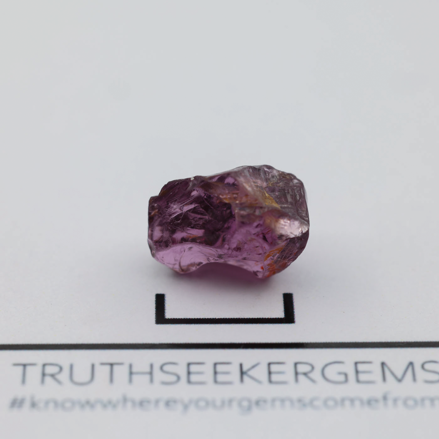 Spinel 1.31 g