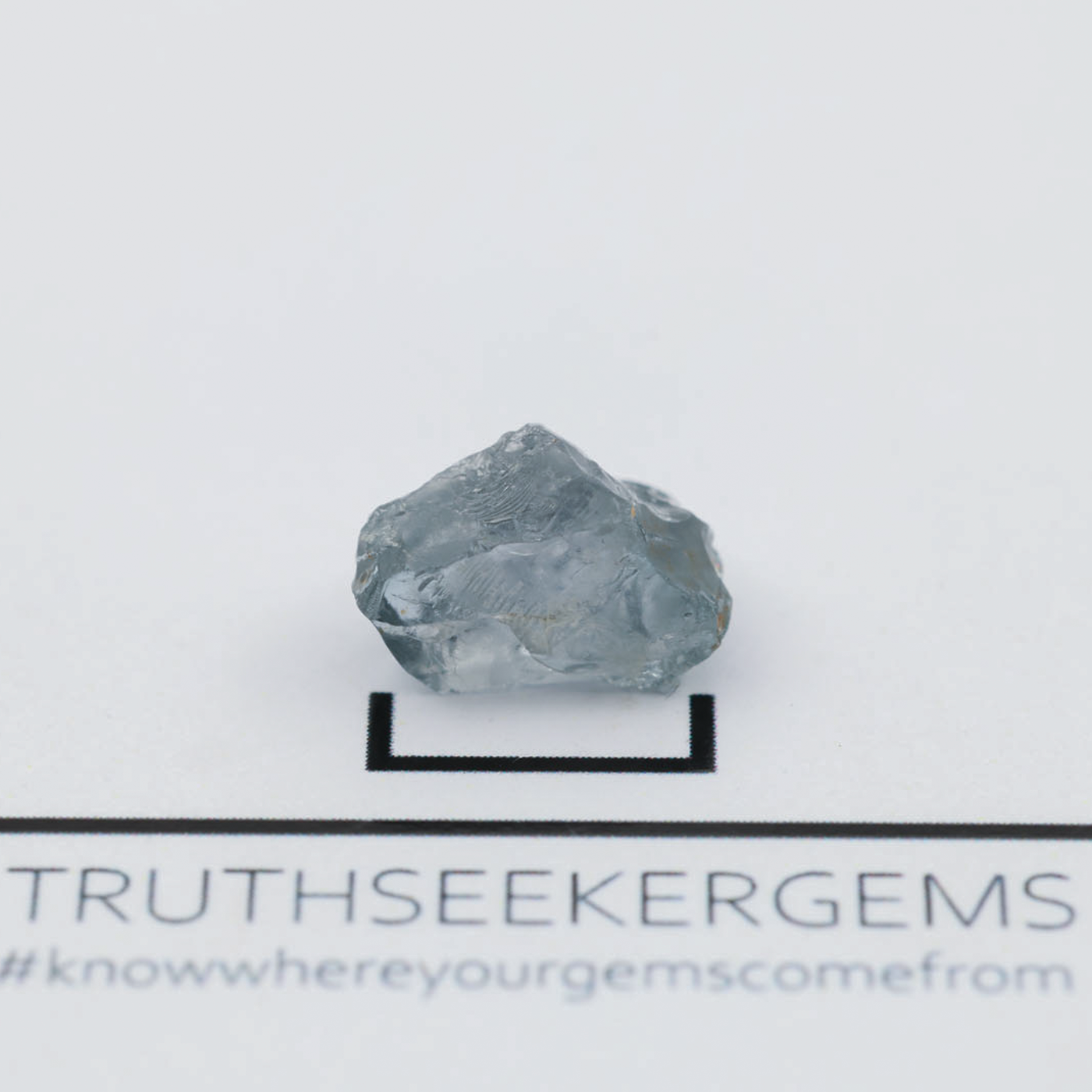 Spinel 0.86 g