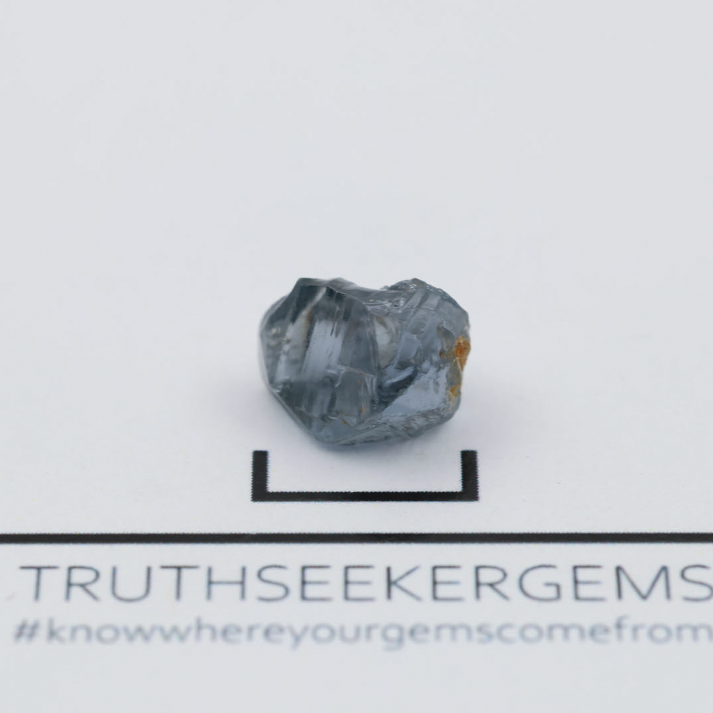 Spinel 0.85 g