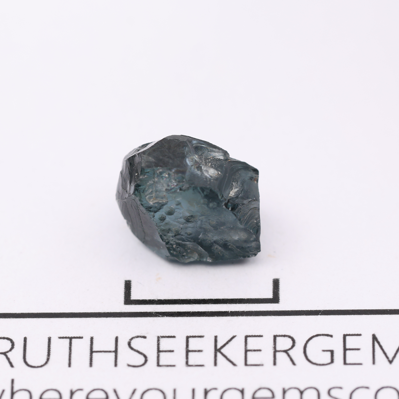 Spinel 0.85 g