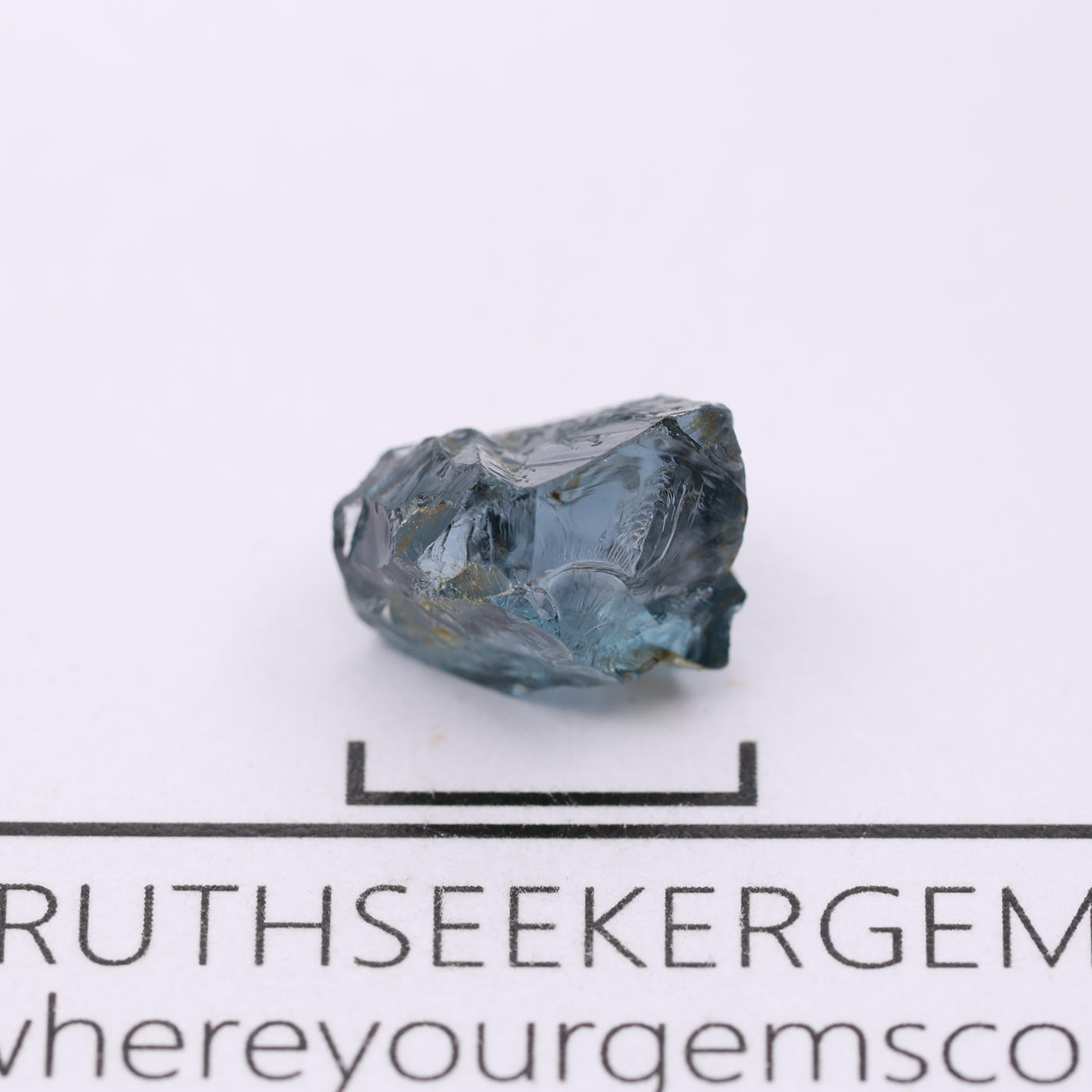 Spinel 0.87 g