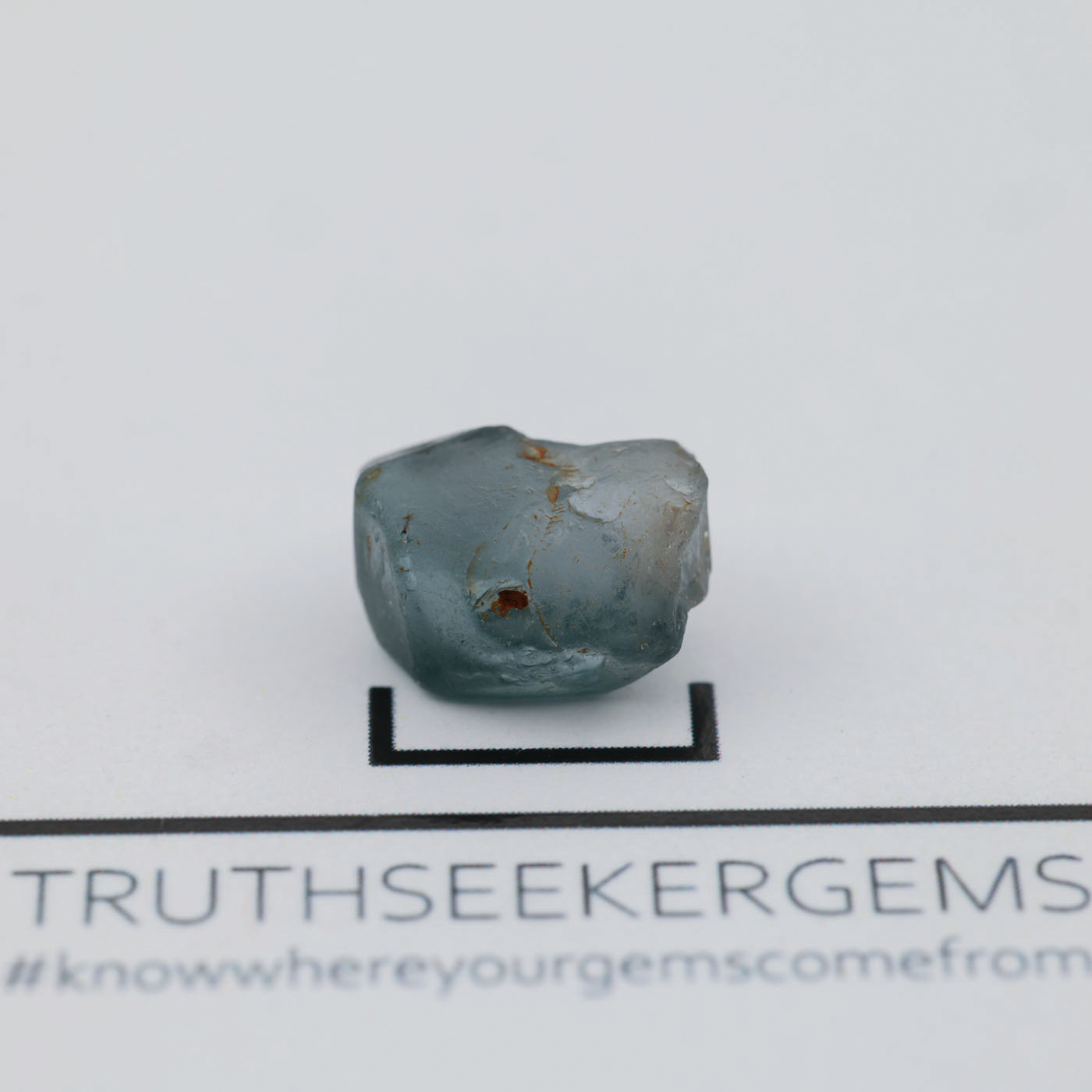 Spinel 0.90 g