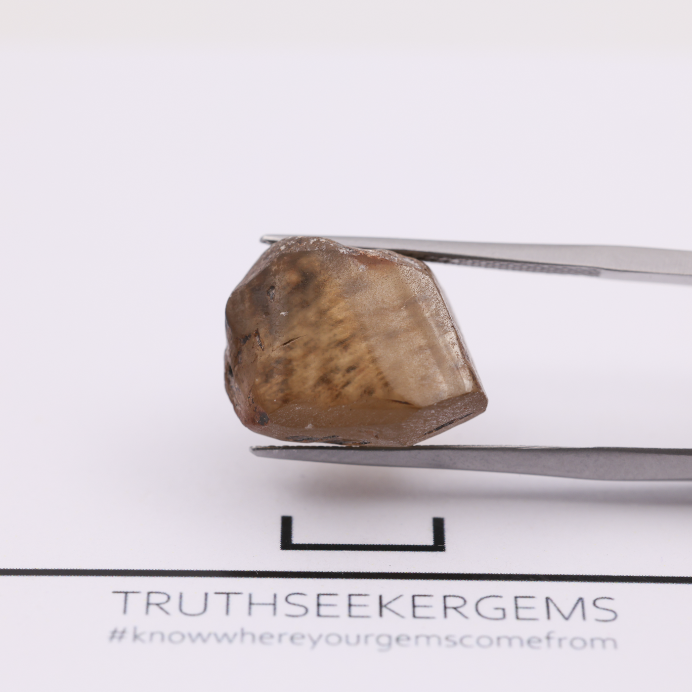 Zircon 5.77 g