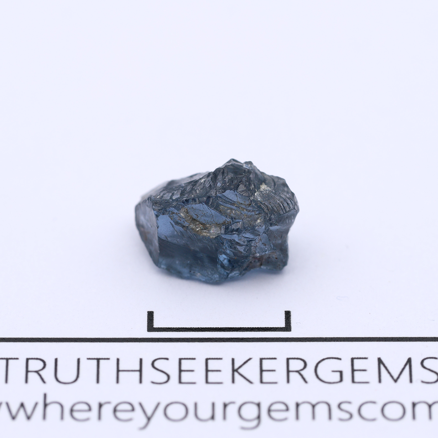 Spinel 1.04 g