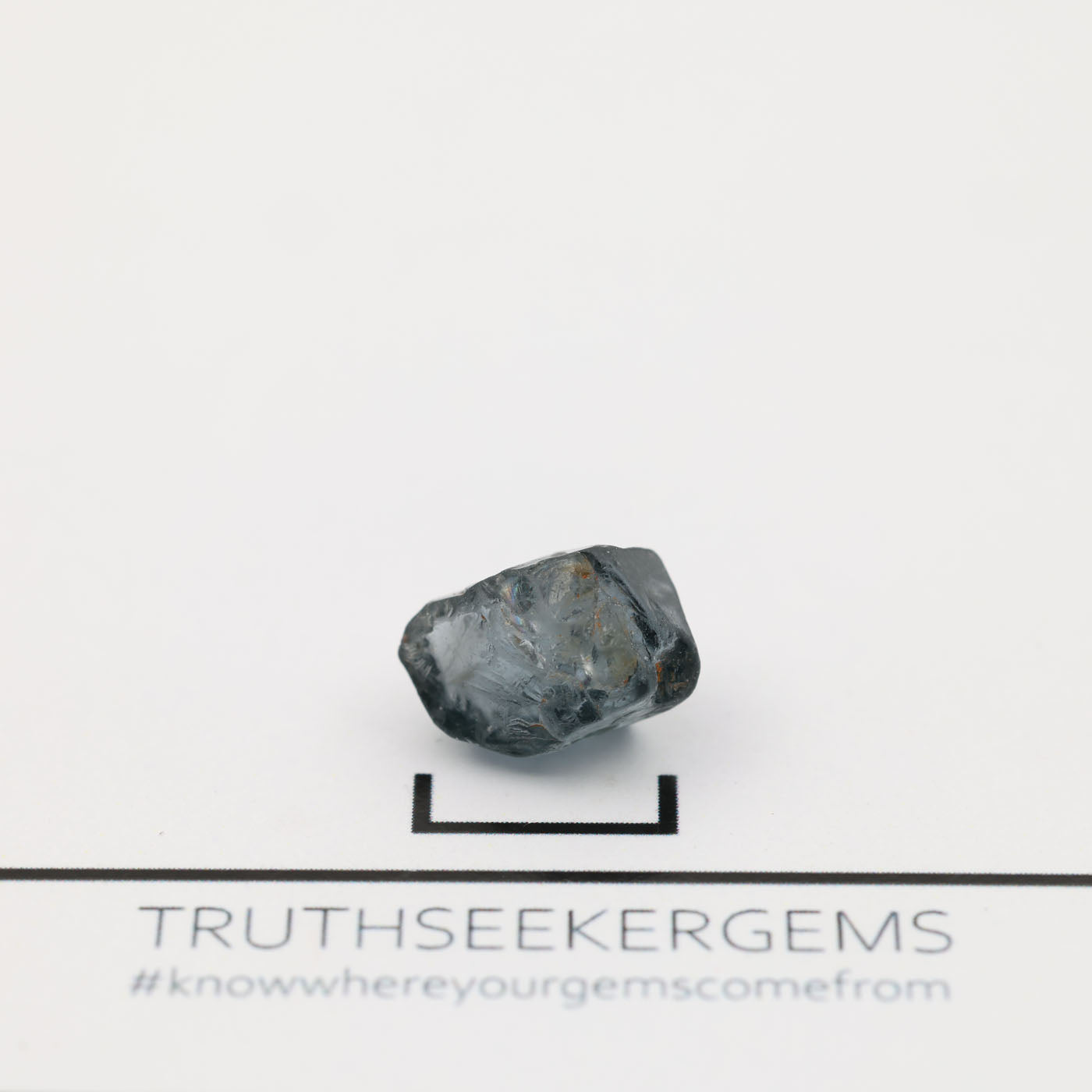 Spinel 1.06 g
