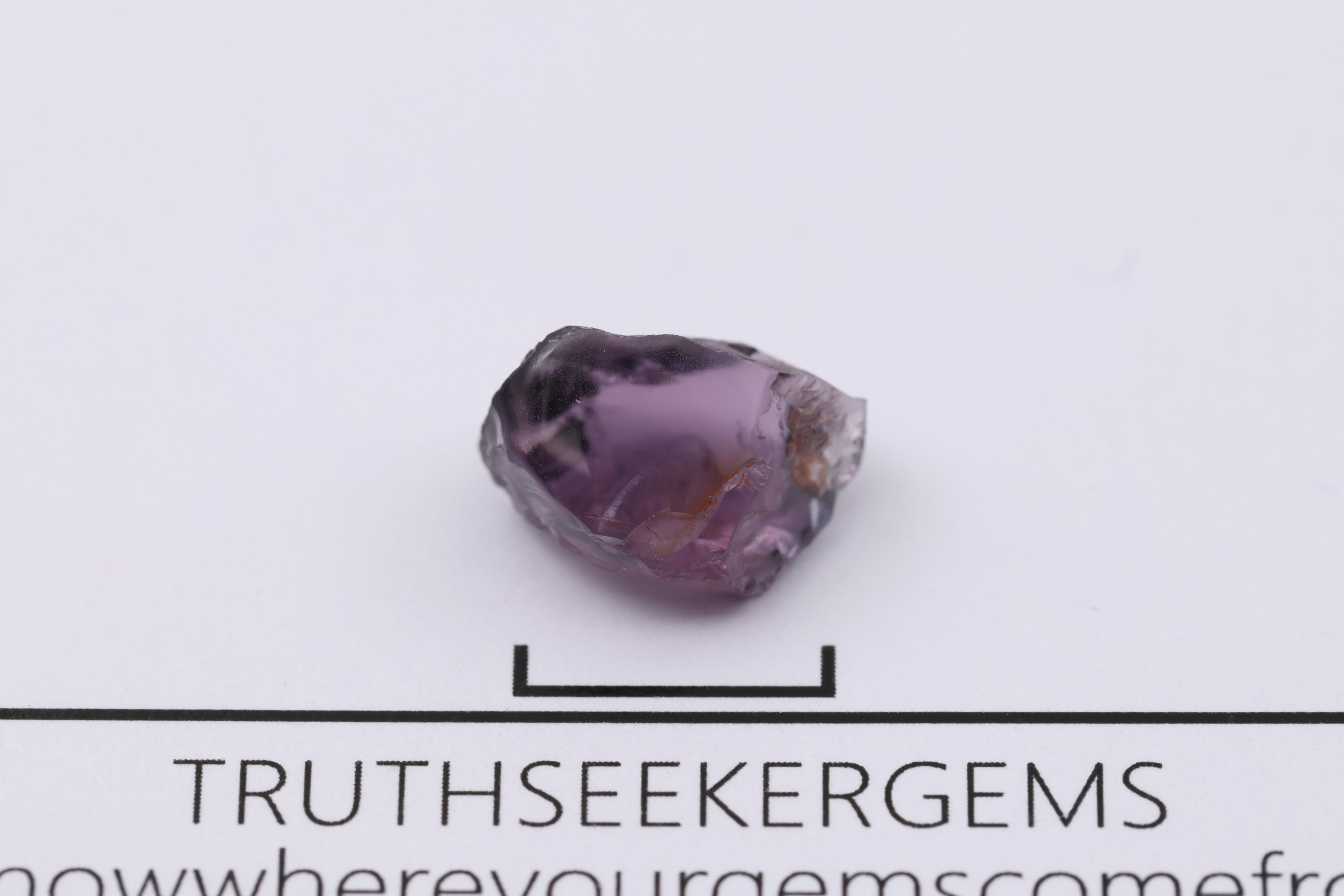 Spinel 1.10 g