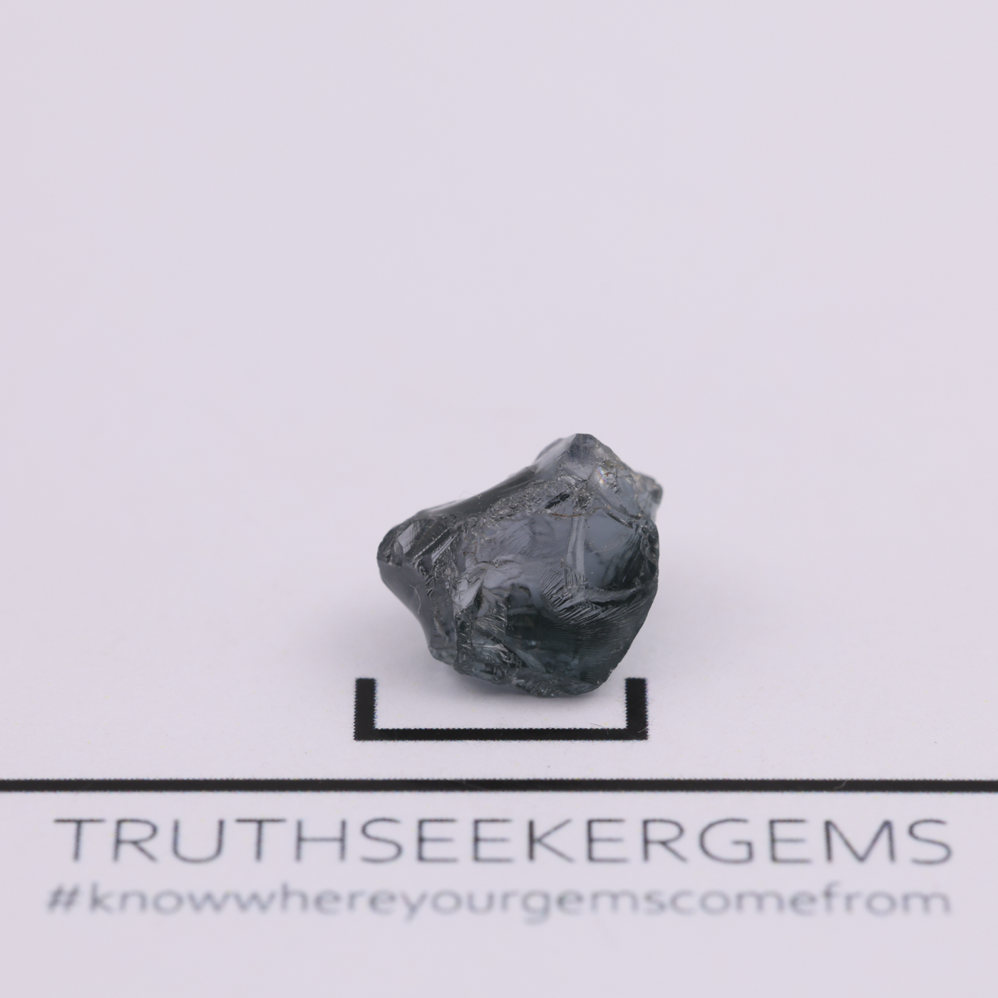 Spinel 0.85 g