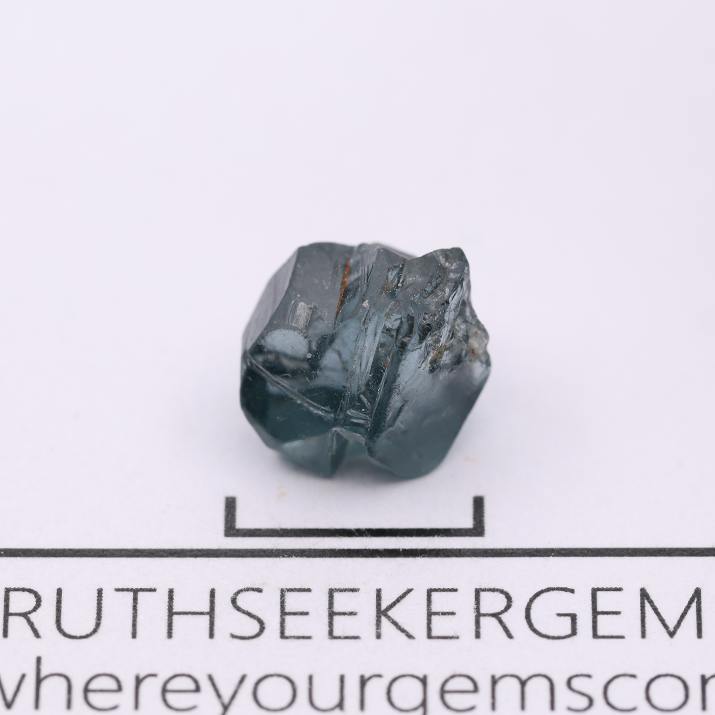 Spinel 1.04 g