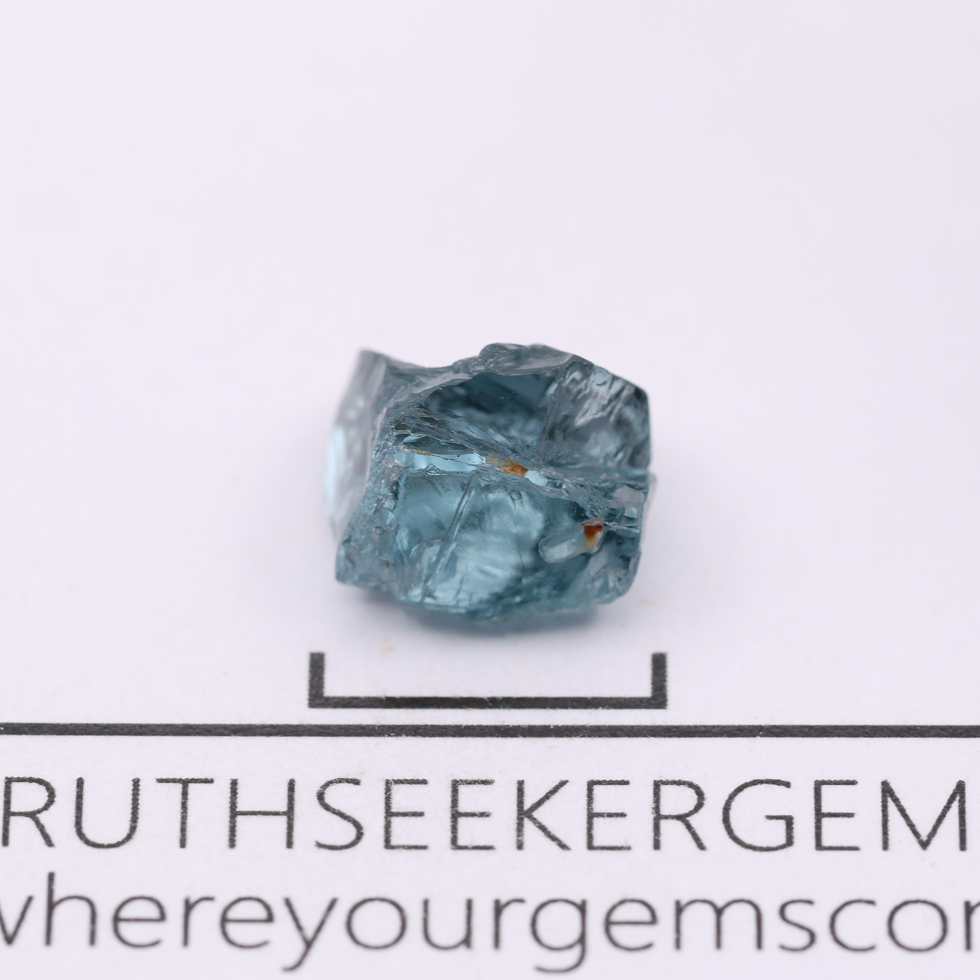 Spinel 0.88 g