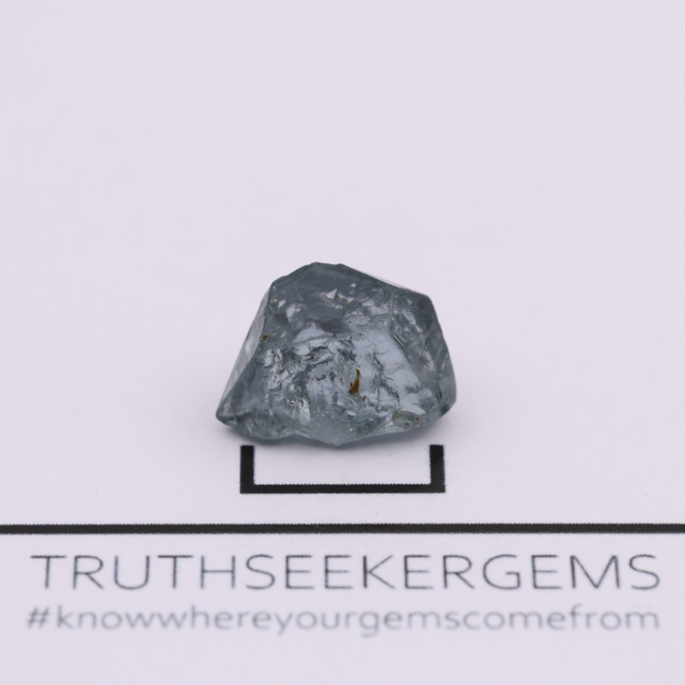 Spinel 1.03 g
